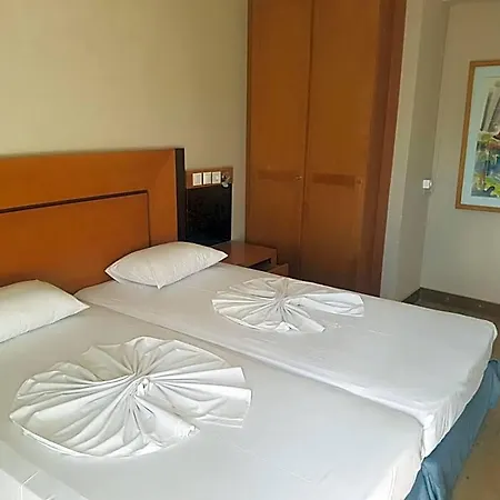 Bristol 호텔 2*